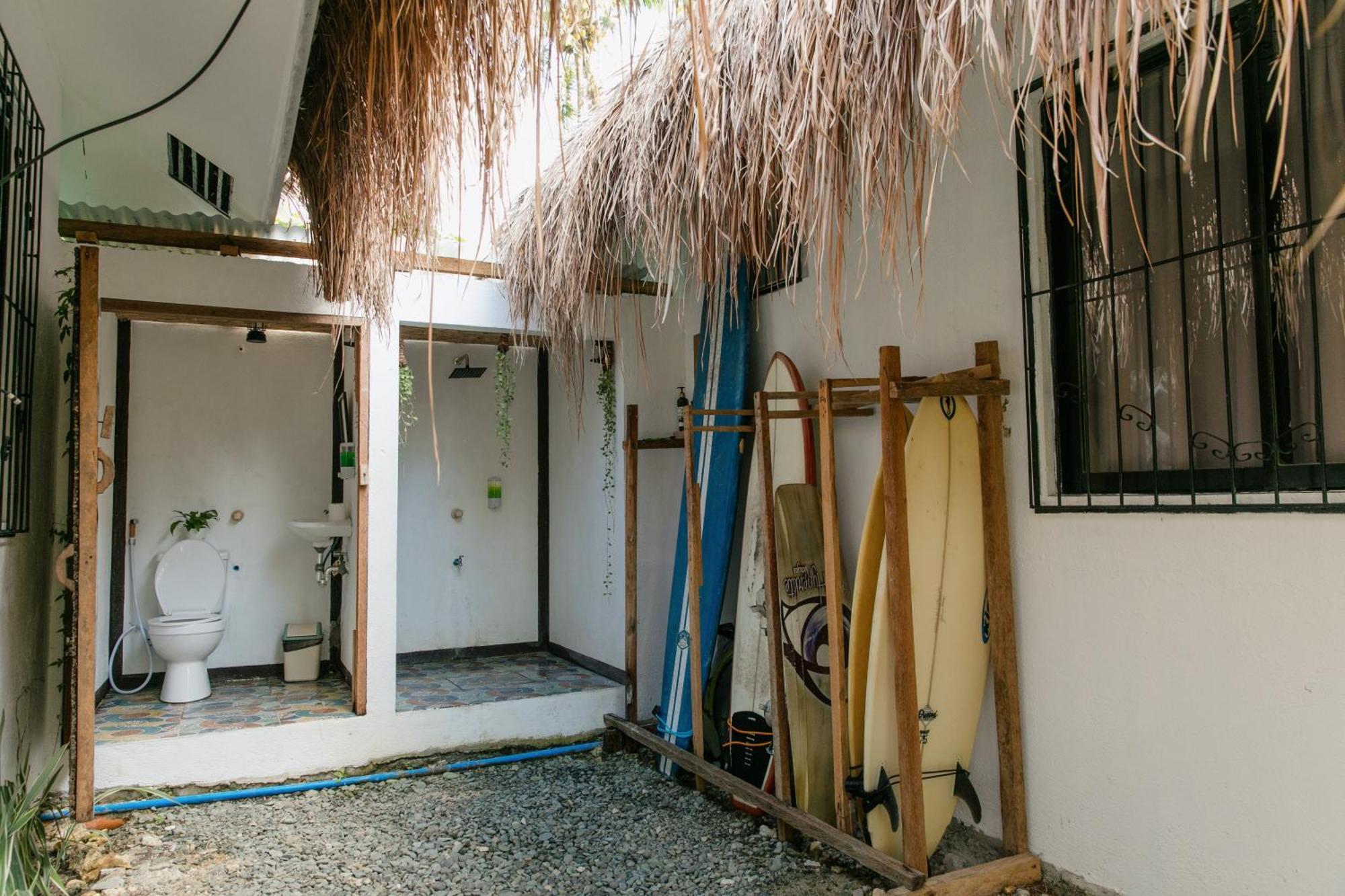 Ozen Freediving Hostel General Luna  Zewnętrze zdjęcie