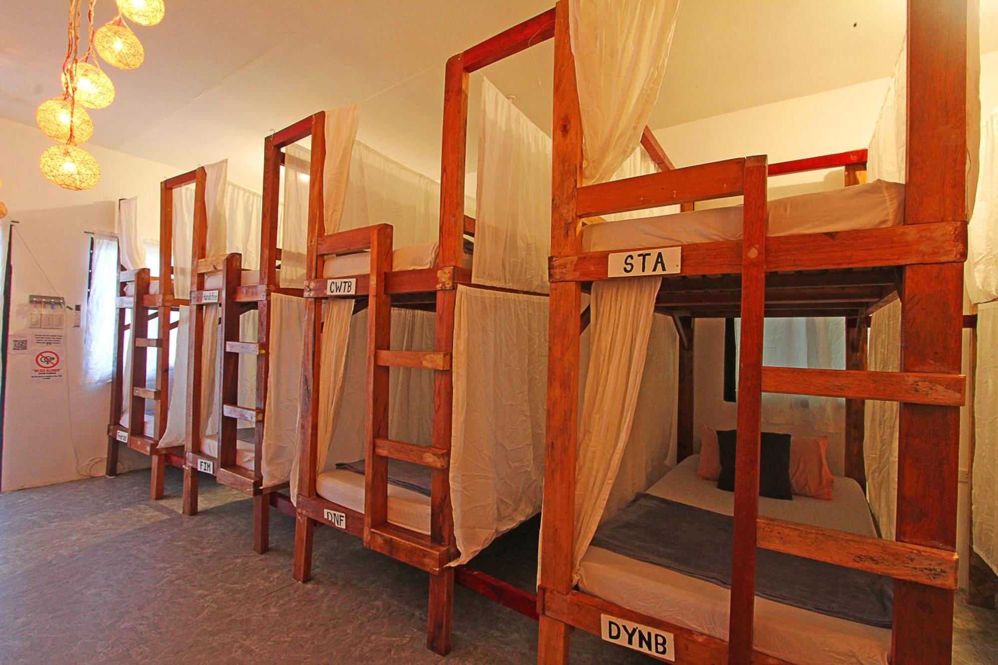 Ozen Freediving Hostel General Luna  Zewnętrze zdjęcie